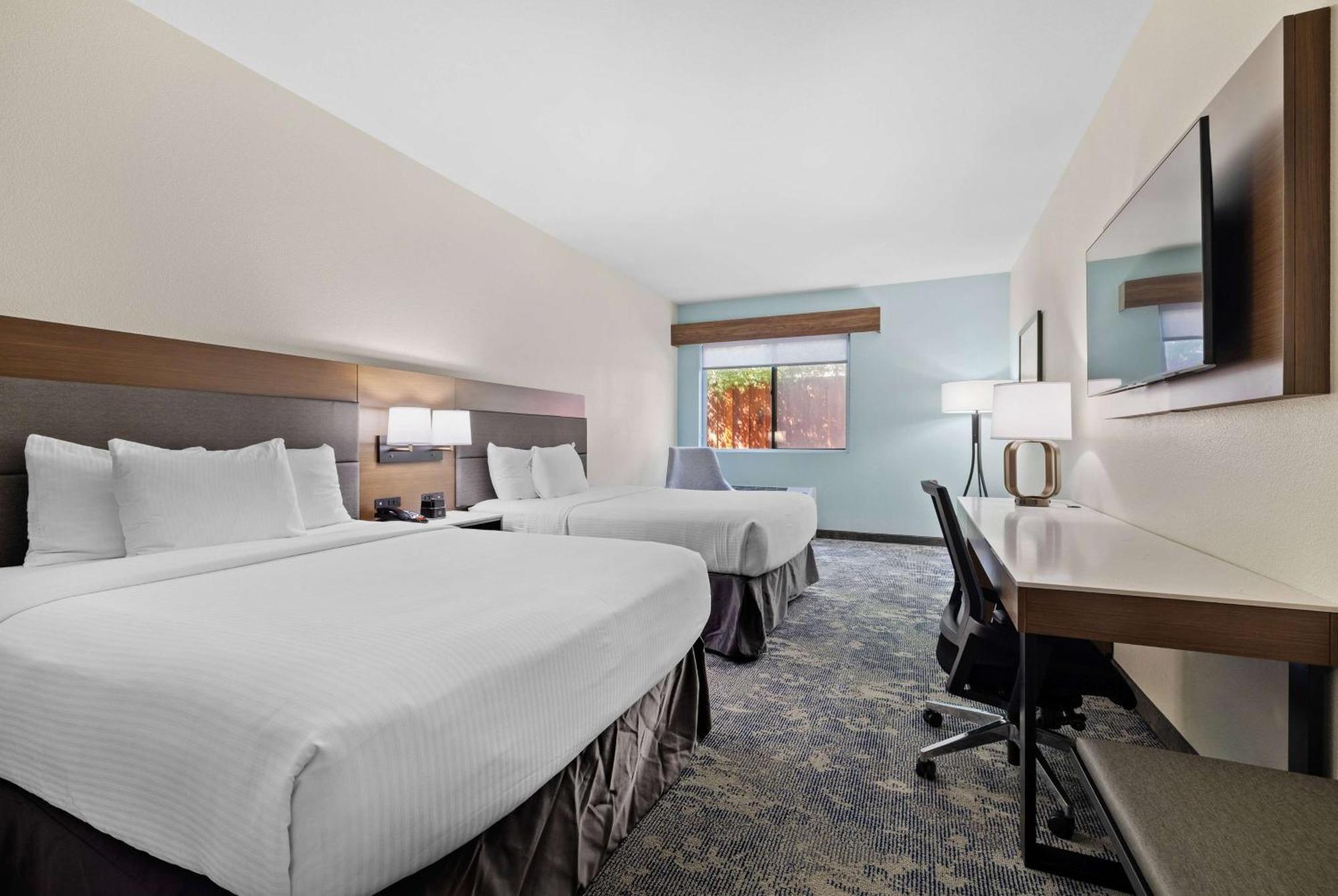 La Quinta Inn & Suites By Wyndham Санта-Крус Экстерьер фото