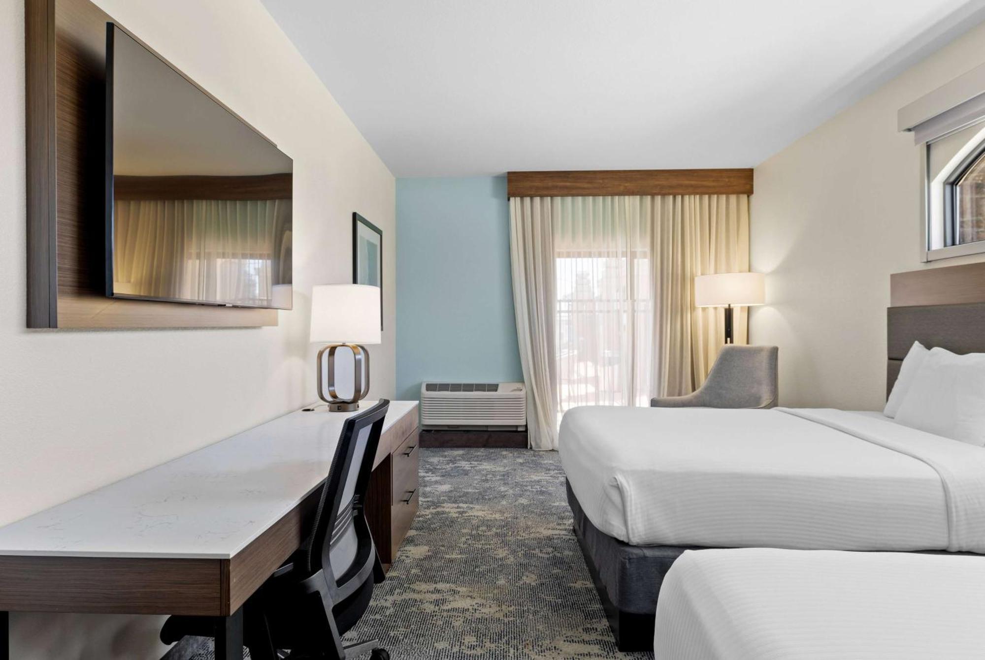 La Quinta Inn & Suites By Wyndham Санта-Крус Экстерьер фото