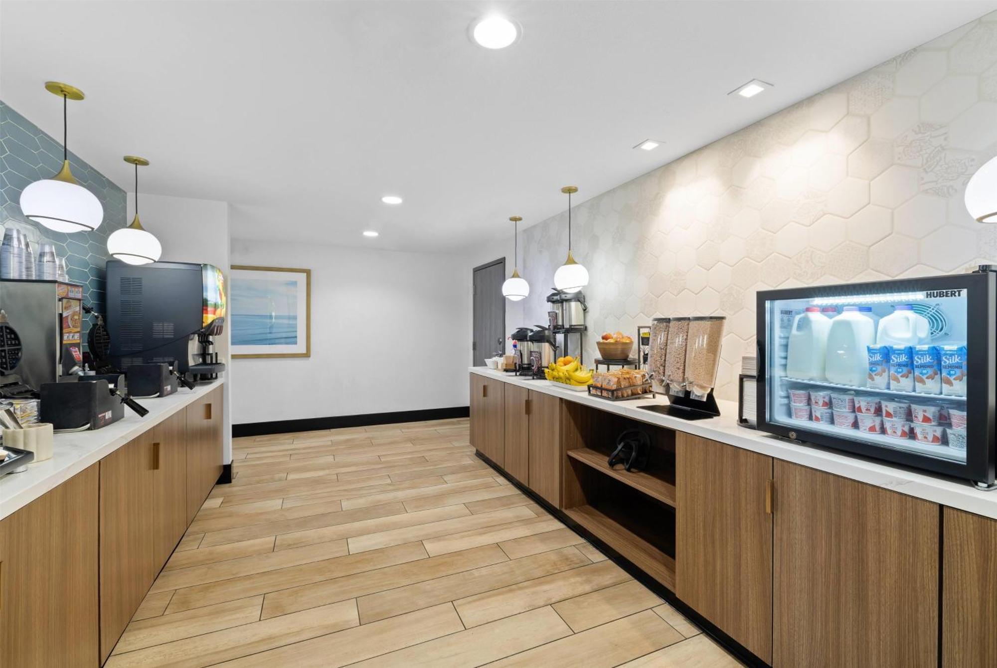 La Quinta Inn & Suites By Wyndham Санта-Крус Экстерьер фото