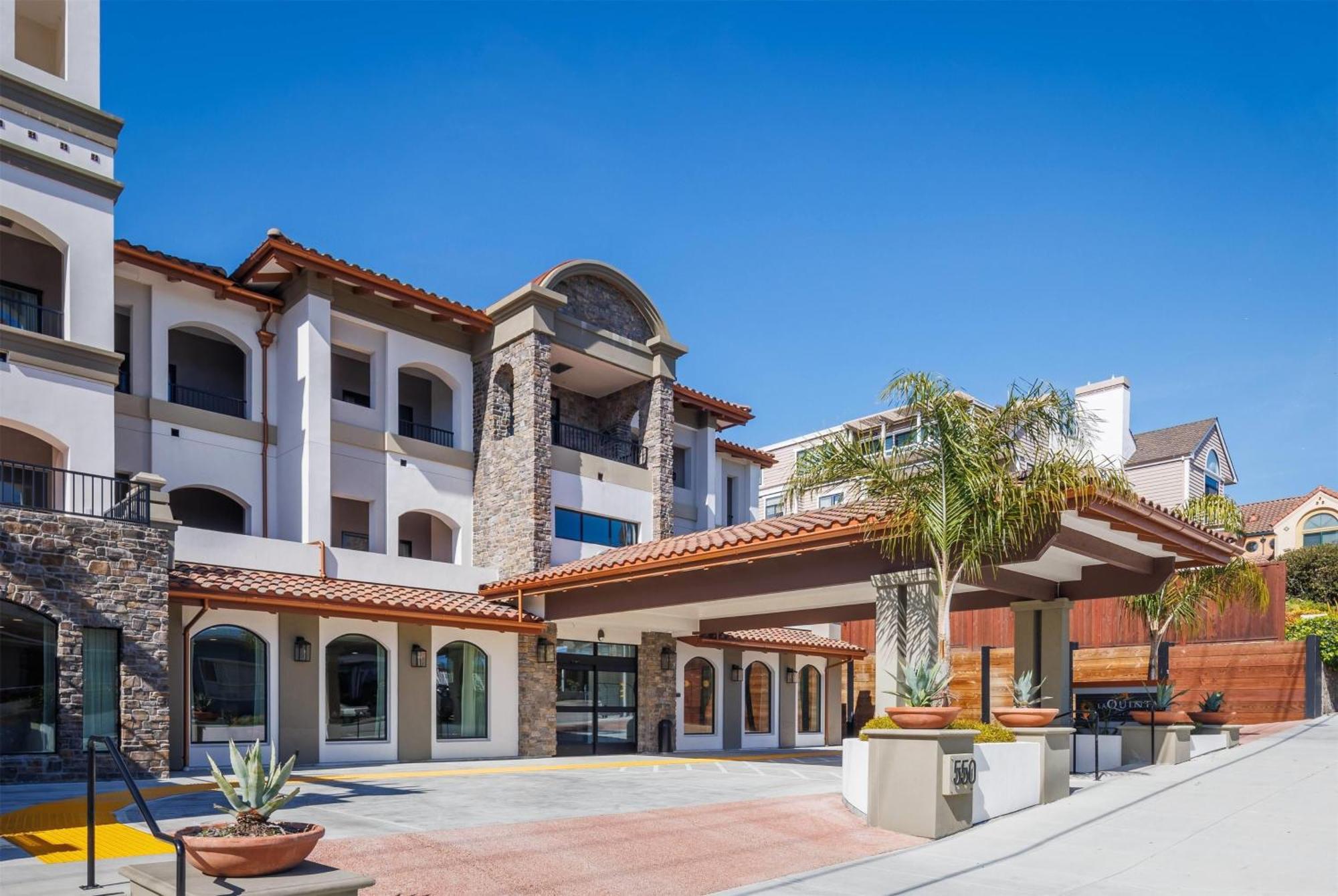 La Quinta Inn & Suites By Wyndham Санта-Крус Экстерьер фото